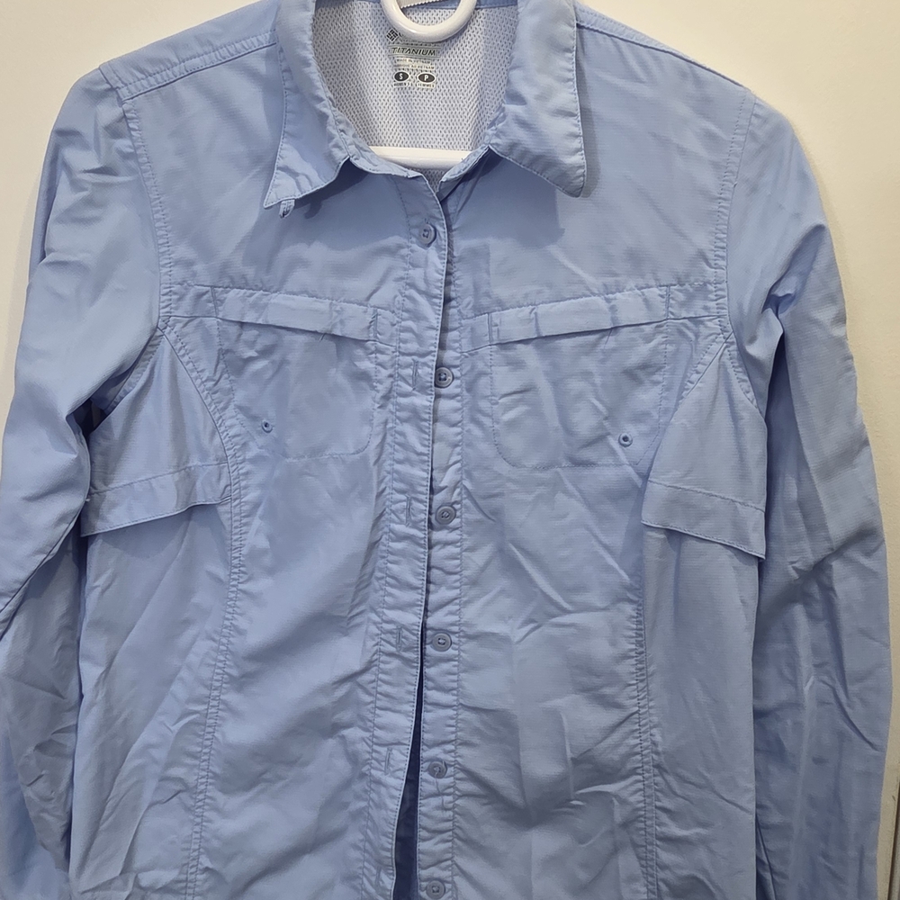 Light Blue Button-Up Outdoor Shirt
